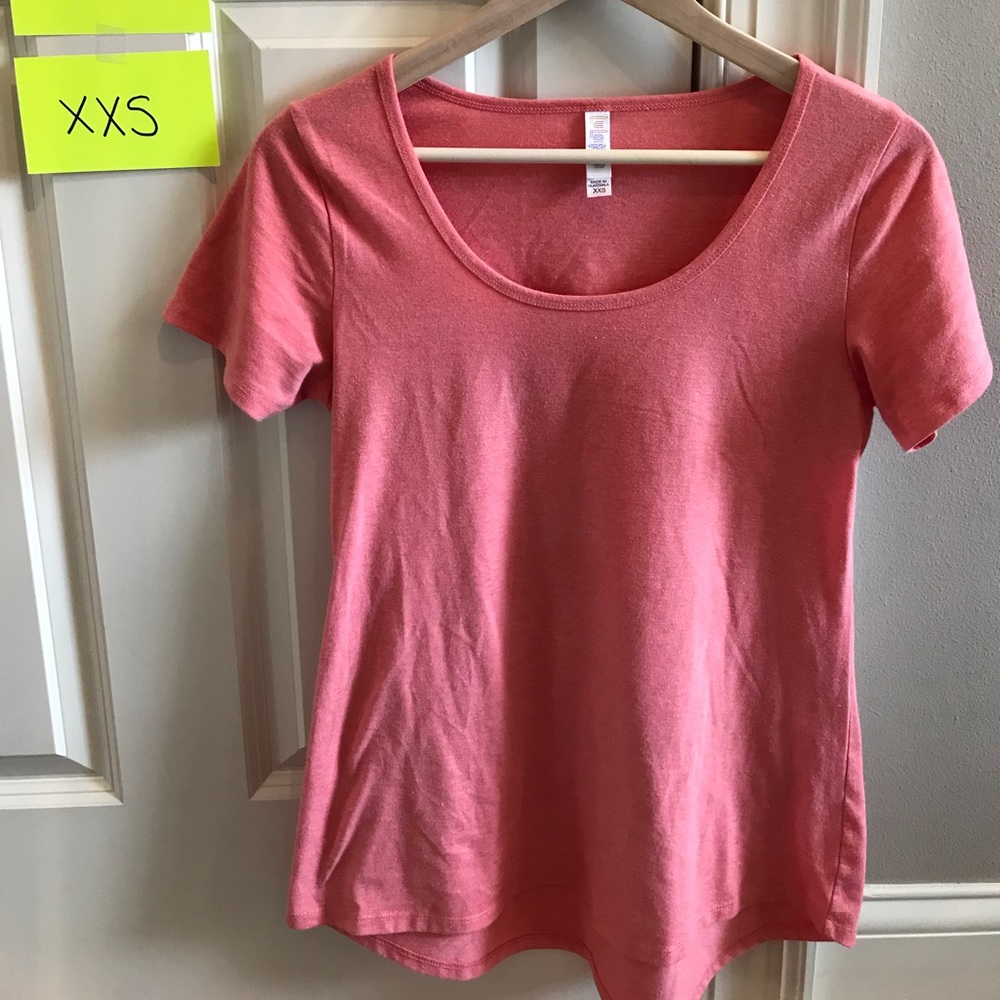 Xxs Lularoe Coral Classic T